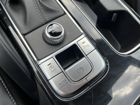 Used 2025 Kia Telluride S FWD image 21