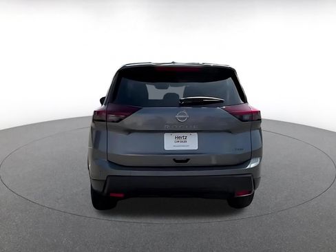 Used 2025 Nissan Rogue SV AWD/4WD image 12