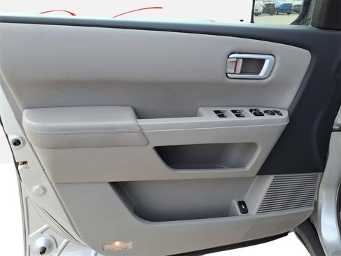 Used 2015 Honda Pilot EX-L image 16