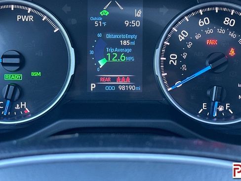 Used 2020 Toyota RAV4 XLE image 30