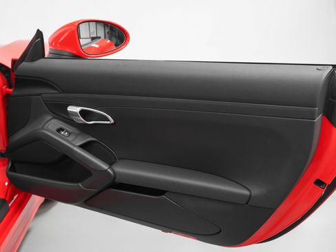 Certified 2019 Porsche 718 Boxster RWD image 27
