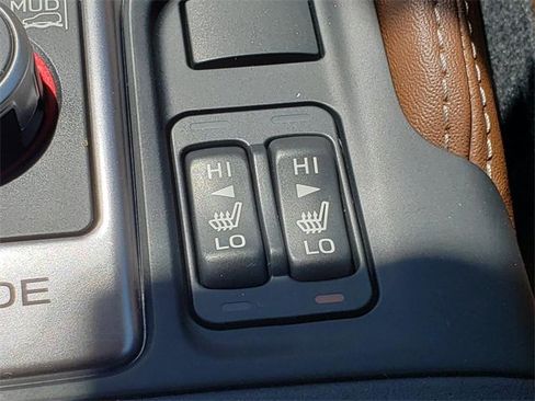 Used 2020 Subaru Forester Touring image 26