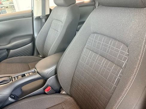 Used 2025 Honda HR-V LX image 22