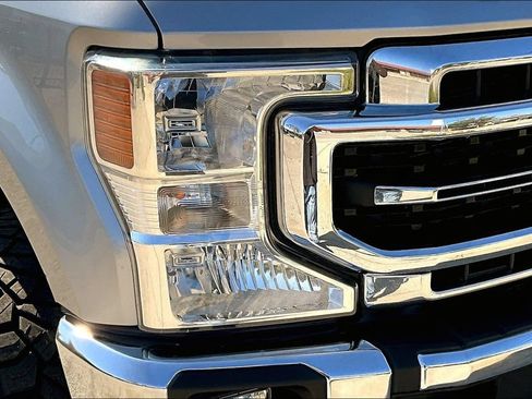 Used 2022 Ford F250 Lariat w/ Lariat Value Package AWD/4WD image 30