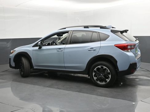 Used 2022 Subaru Crosstrek 2.0i Premium w/ Moonroof Package AWD/4WD image 32