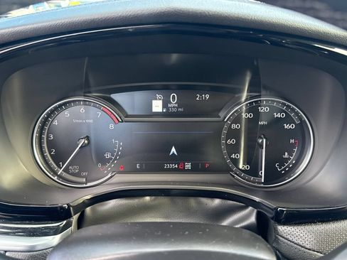 Used 2025 Cadillac XT5 Premium Luxury AWD/4WD image 16