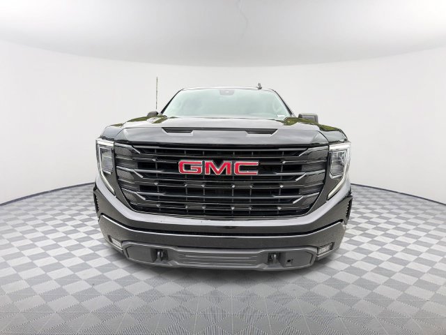 Used 2022 GMC Sierra 1500 Elevation w/ X31 Off-Road Package AWD/4WD image 2