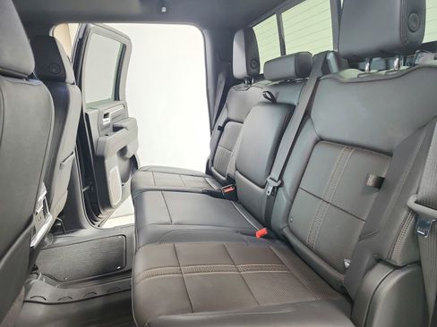 Used 2024 Chevrolet Silverado 2500 High Country w/ High Country Premium Package AWD/4WD image 39