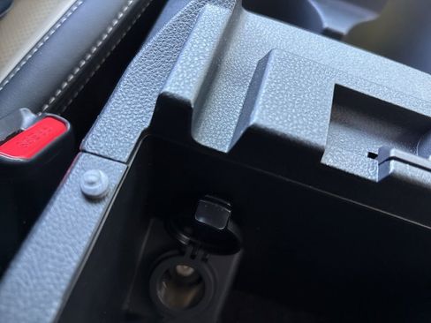 Used 2024 Subaru Outback Limited XT image 21