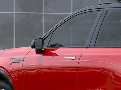 New 2026 Cadillac Vistiq Sport image 12