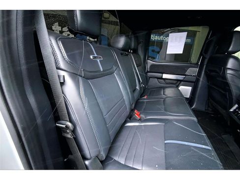 Used 2025 Ford F450 Platinum w/ FX4 Off-Road Package image 28