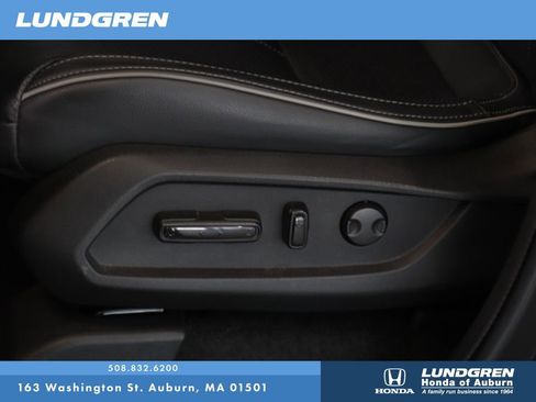 Used 2023 Honda Pilot Elite image 14