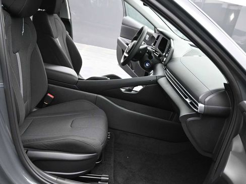 New 2026 Hyundai Elantra SE image 15