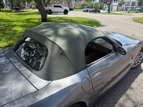Used 2004 BMW Z4 2.5i RWD image 18