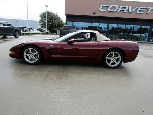 Used 2003 Chevrolet Corvette Convertible w/ Preferred Equipment Group1 RWD image 27