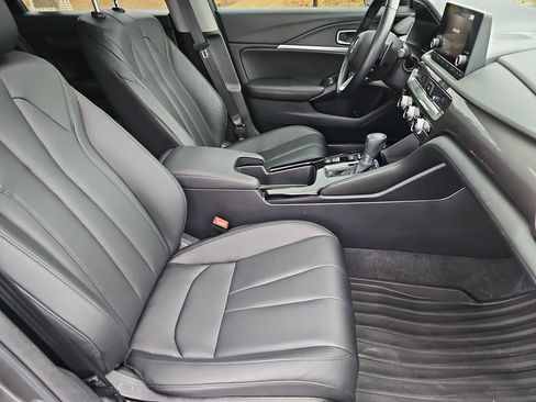 Used 2024 Acura Integra image 11