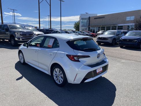 Used 2025 Toyota Corolla SE FWD image 9
