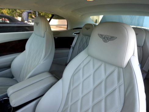 Used 2014 Bentley Continental GT image 13