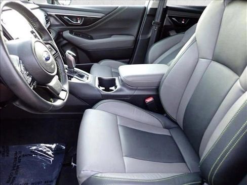 Used 2025 Subaru Outback Onyx Edition image 13