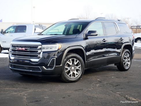 Used 2023 GMC Acadia SLE w/ Driver Convenience Package image 8