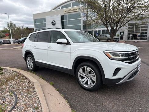 Used 2023 Volkswagen Atlas SE w/ Panoramic Sunroof Package FWD image 1