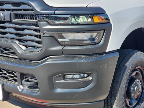 New 2026 RAM 2500 Tradesman AWD/4WD image 9