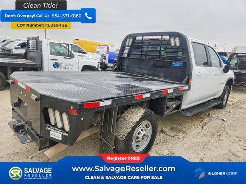 Used 2024 Chevrolet Silverado 2500 LT w/ Convenience Package AWD/4WD image 4