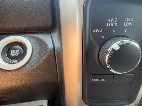 Used 2018 RAM 2500 Laramie AWD/4WD image 36