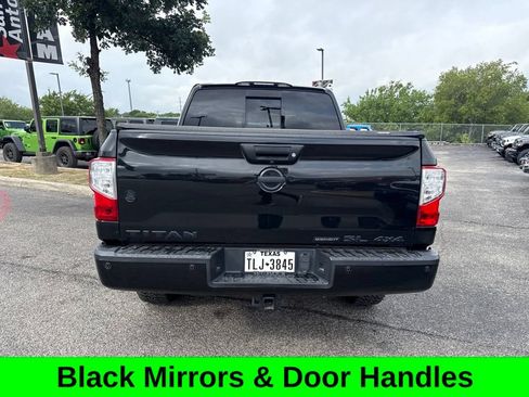Used 2019 Nissan Titan SL w/ Midnight Edition AWD/4WD image 12