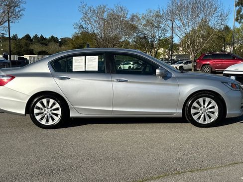 Used 2013 Honda Accord EX image 3