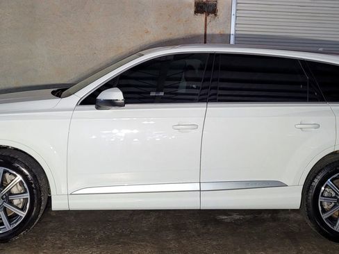 Used 2018 Audi Q7 3.0T Premium Plus w/ Premium Plus Package image 4