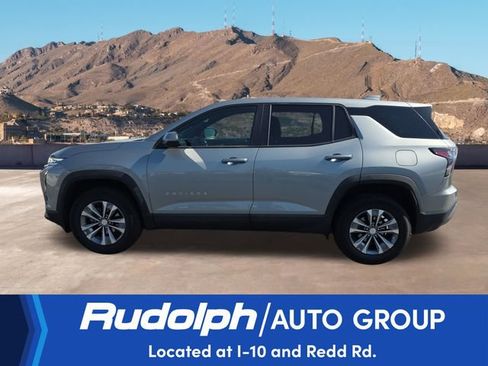 Used 2026 Chevrolet Equinox LT AWD/4WD image 2