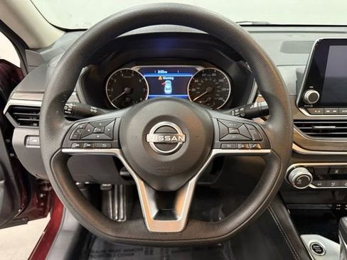 Used 2023 Nissan Altima 2.5 SV image 20