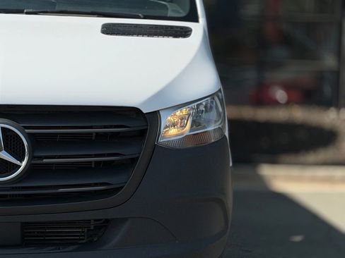 Used 2023 Mercedes-Benz Sprinter 144 Cargo w/ Acoustic Package image 5