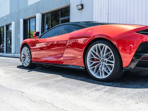 Used 2023 McLaren GT RWD image 6