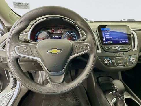 Used 2023 Chevrolet Malibu LS FWD image 11