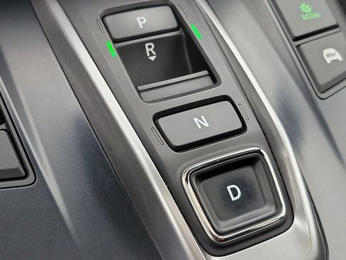Used 2021 Honda CR-V Touring image 38