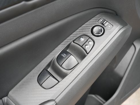 Certified 2024 Nissan Altima 2.5 SV image 19