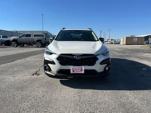 Used 2024 Subaru Crosstrek 2.0i Premium image 9