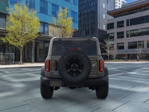 New 2026 Ford Bronco Badlands w/ Sasquatch Package image 5