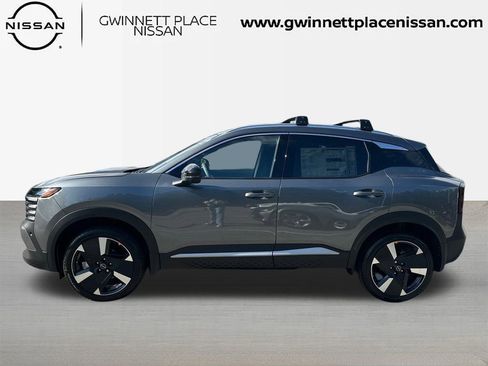 New 2026 Nissan Kicks SR image 8