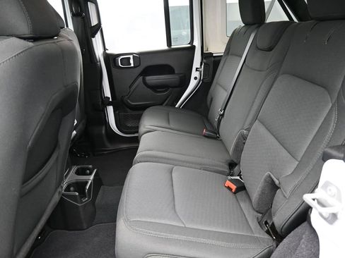 Certified 2022 Jeep Wrangler Unlimited Sport image 13