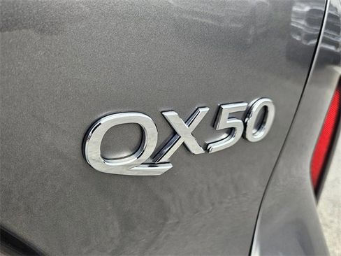 Used 2021 INFINITI QX50 Luxe image 28