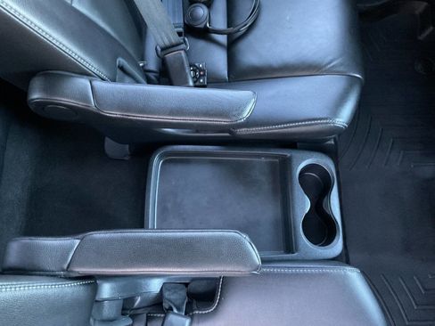 Used 2020 Honda Pilot Touring image 46