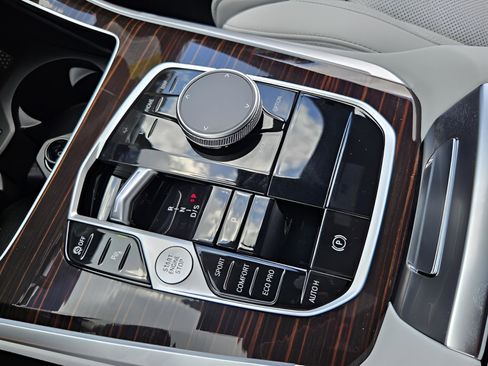 New 2026 BMW X5 sDrive40i w/ Premium Package image 38