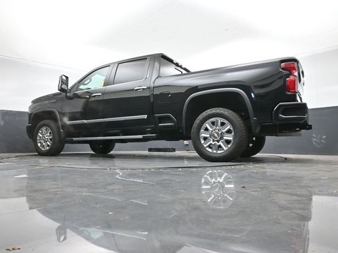 Used 2024 Chevrolet Silverado 2500 High Country w/ High Country Premium Package image 38