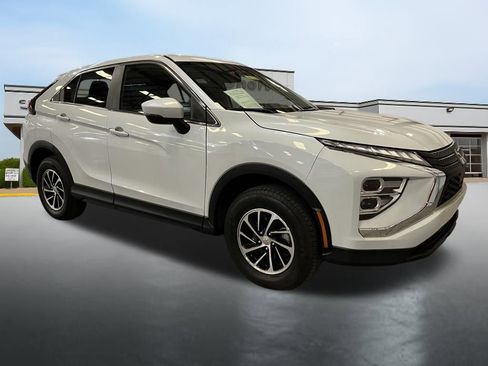 Used 2024 Mitsubishi Eclipse Cross ES image 7