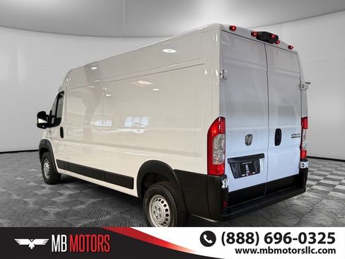 Used 2024 RAM ProMaster 2500 w/ Safety Group image 5