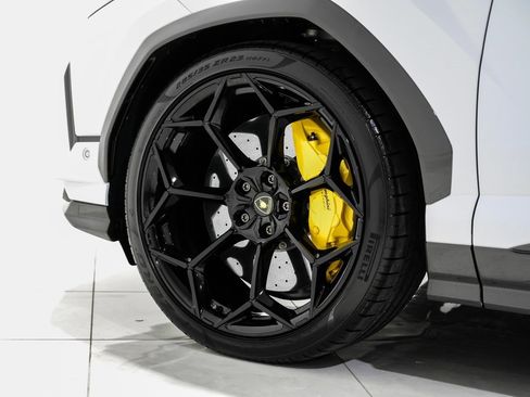 Used 2024 Lamborghini Urus Performante image 94