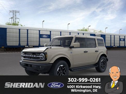 New 2026 Ford Bronco Outer Banks image 1